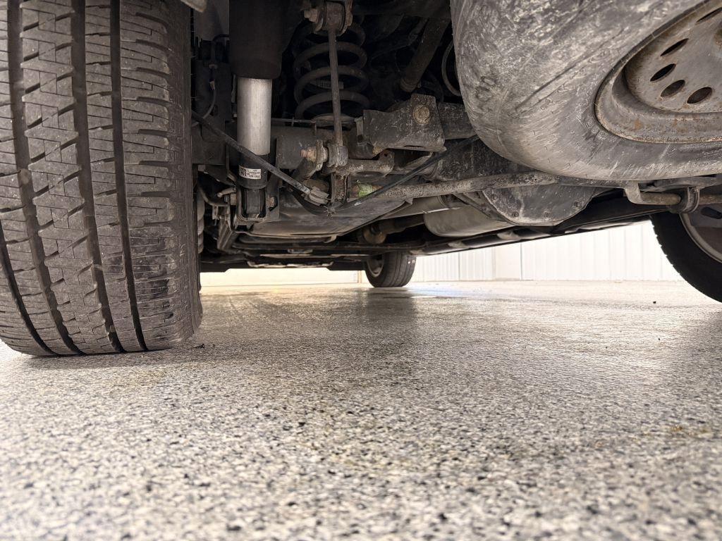 Used 2017 Chevrolet Suburban Premier image 9