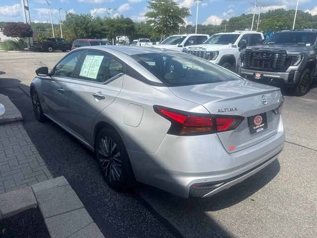 Used 2024 Nissan Altima 2.5 SV FWD image 4