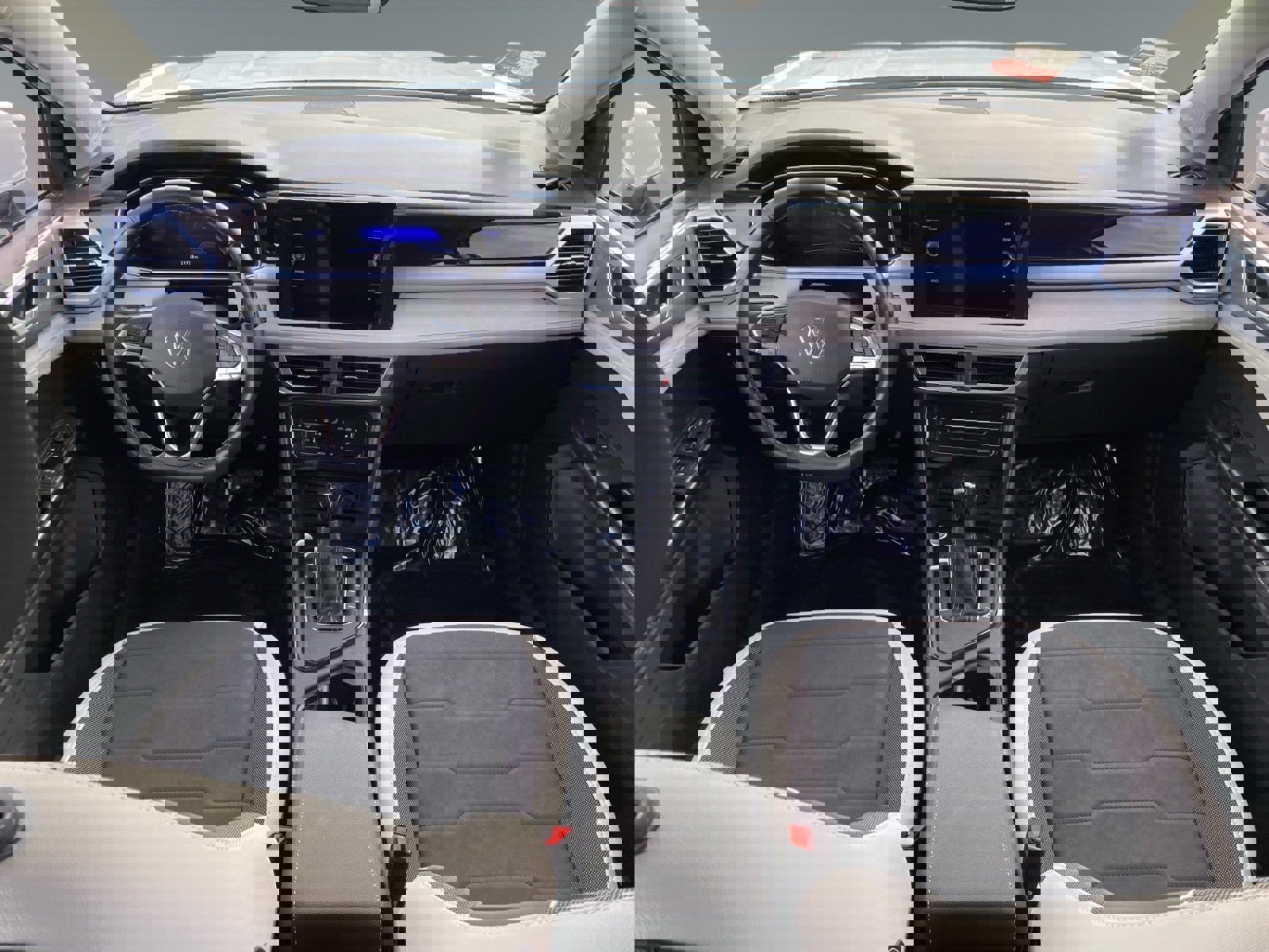 Used 2025 Volkswagen Taos SE image 10