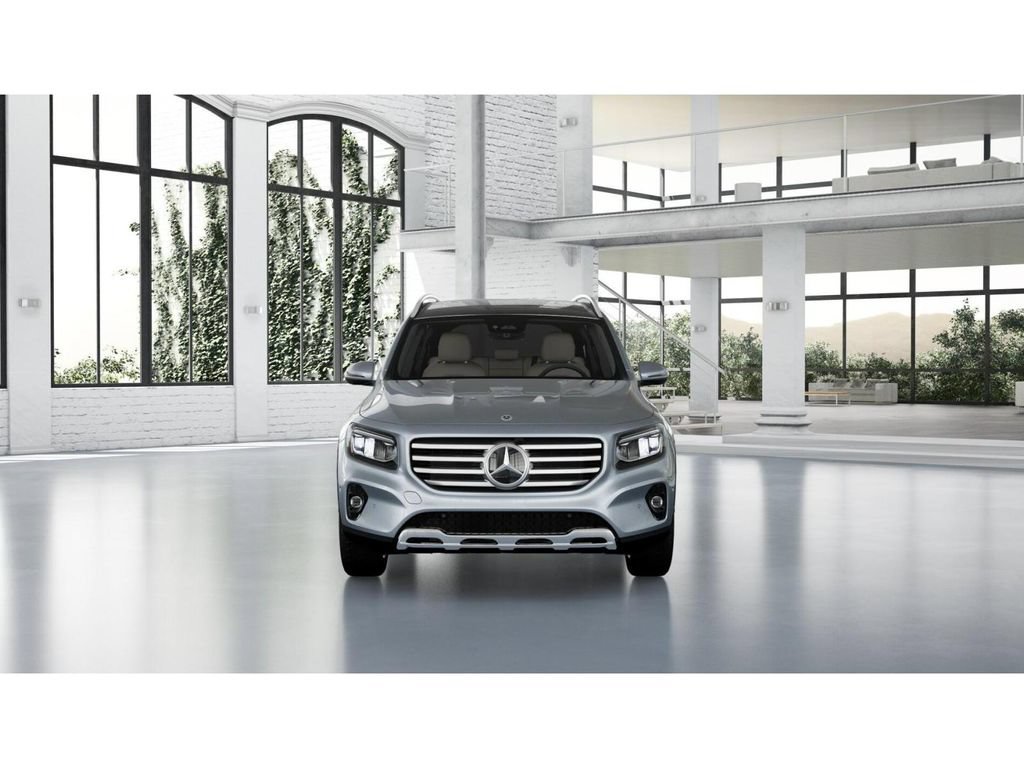 Used 2026 Mercedes-Benz GLB 250 4MATIC image 7