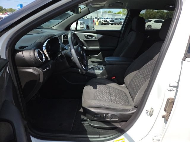 Used 2019 Chevrolet Blazer LT FWD image 19