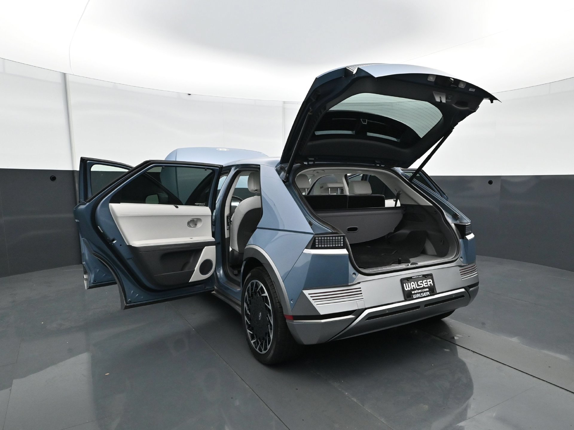 Used 2024 Hyundai Ioniq 5 Limited AWD/4WD image 34