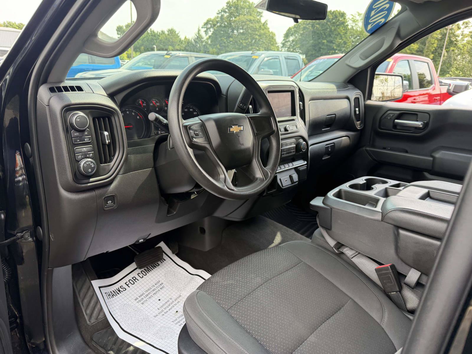 Used 2020 Chevrolet Silverado 1500 Custom w/ Custom Value Package AWD/4WD image 11