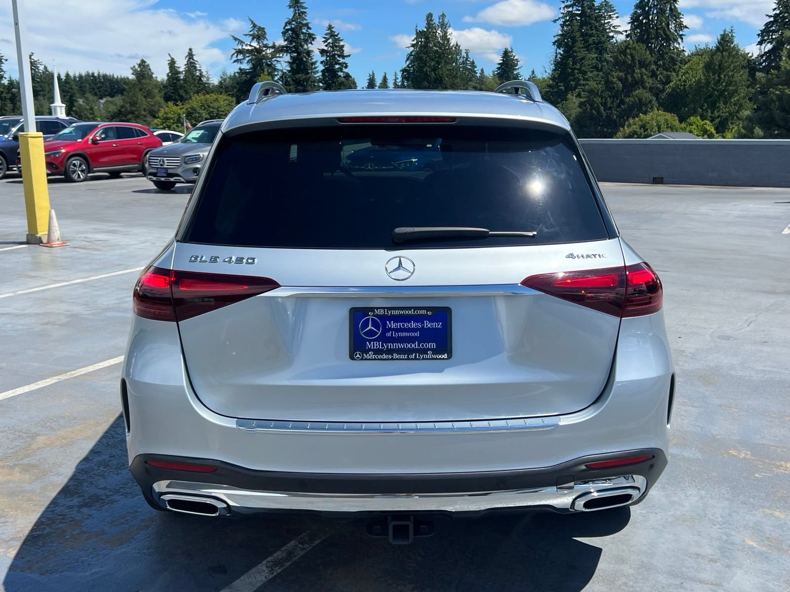 Used 2024 Mercedes-Benz GLE 450 4MATIC image 8