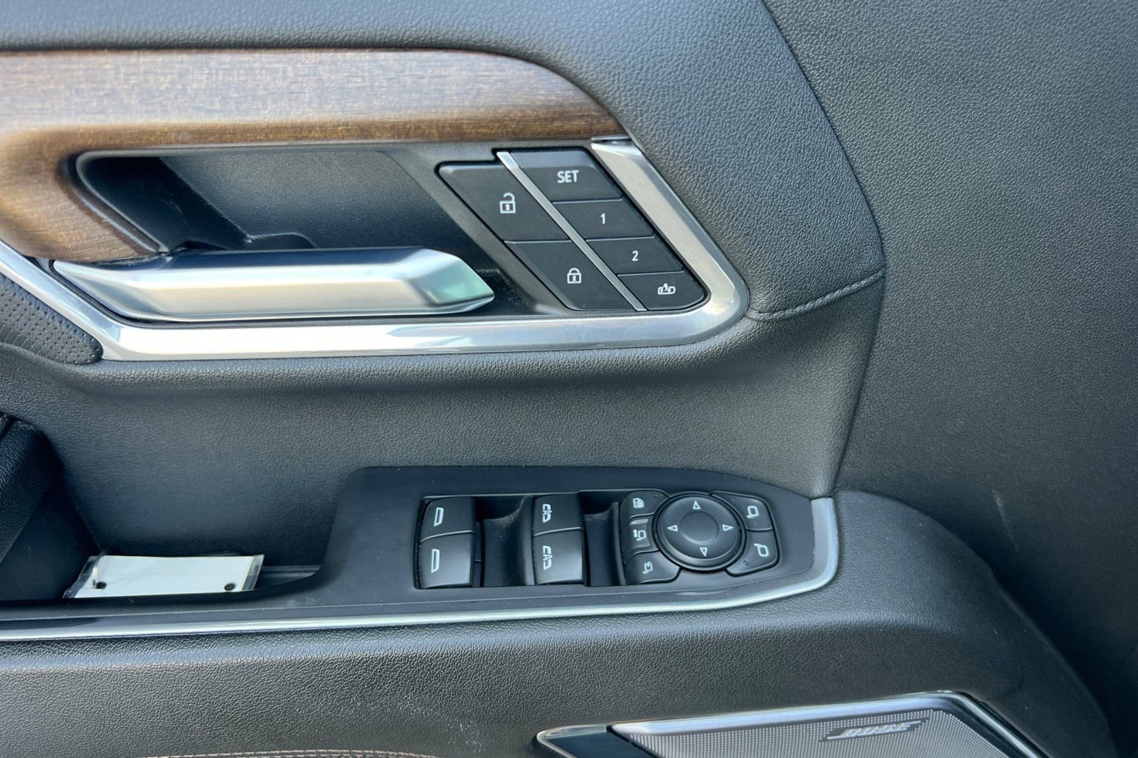 Used 2024 Chevrolet Silverado 2500 High Country w/ Technology Package image 12