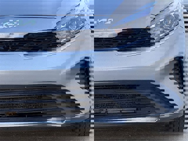 Used 2024 Kia Forte LXS image 8