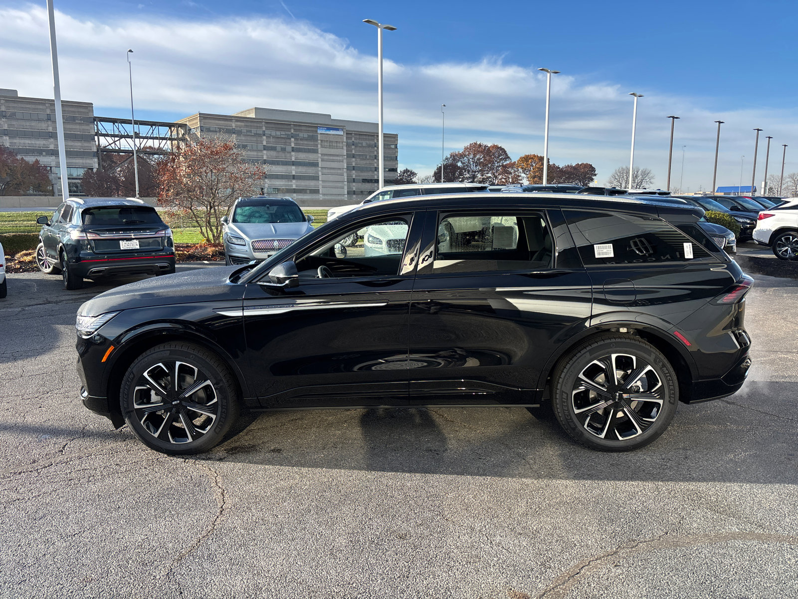 New 2026 Lincoln Nautilus Reserve image 4