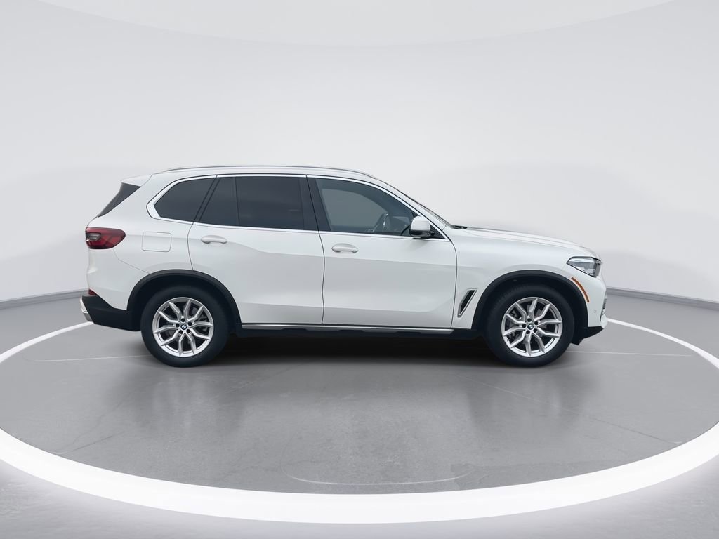 Certified 2023 BMW X5 xDrive40i w/ Climate Comfort Package image 9