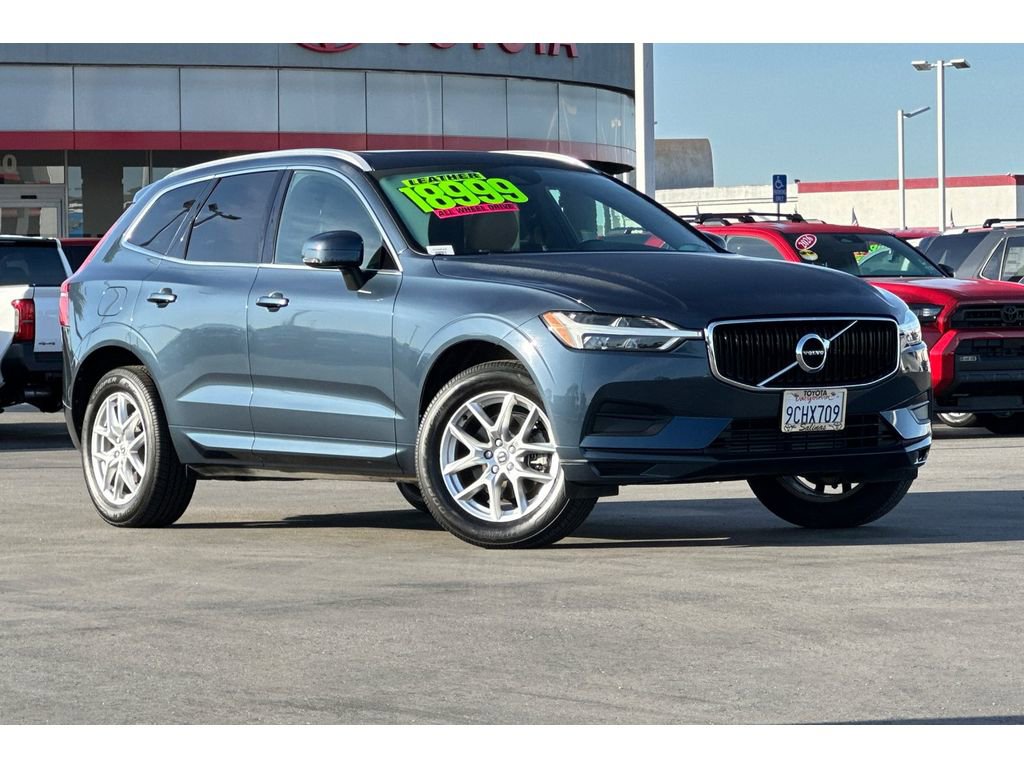 Used 2018 Volvo XC60 T5 Momentum image 2