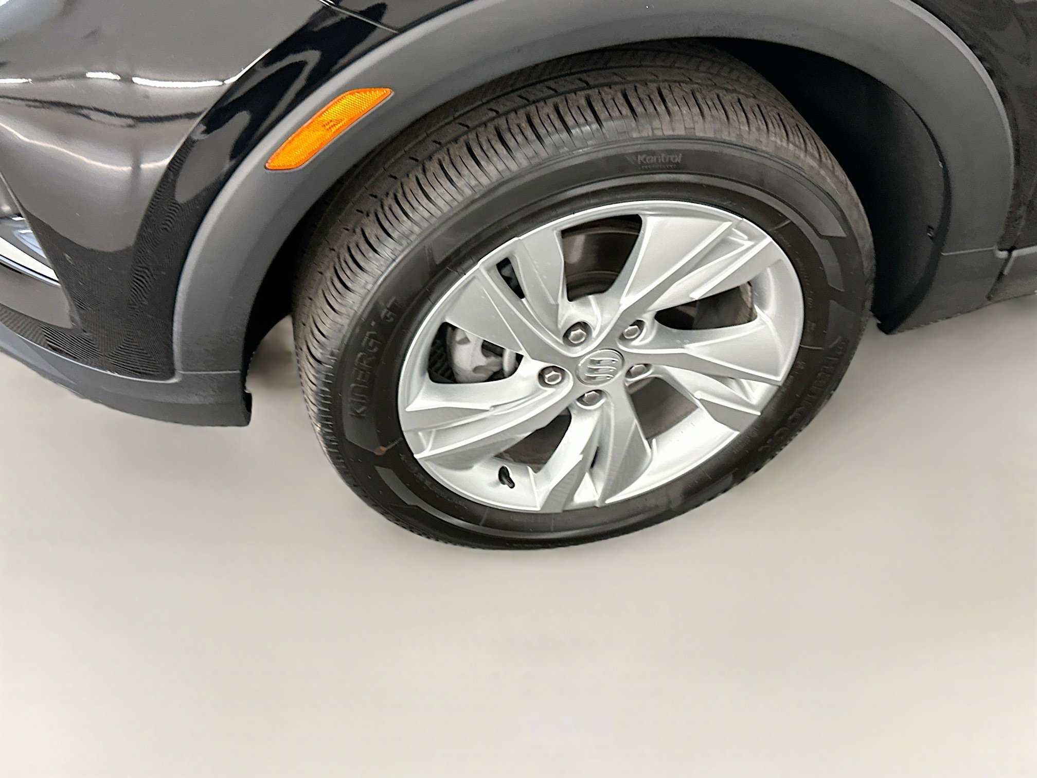 Used 2025 Buick Encore GX Preferred AWD/4WD image 11