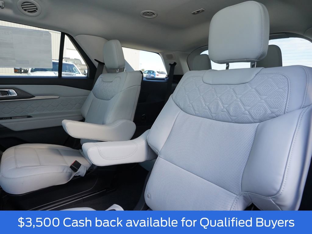 New 2026 Ford Explorer Platinum w/ LUX Leather Package image 31