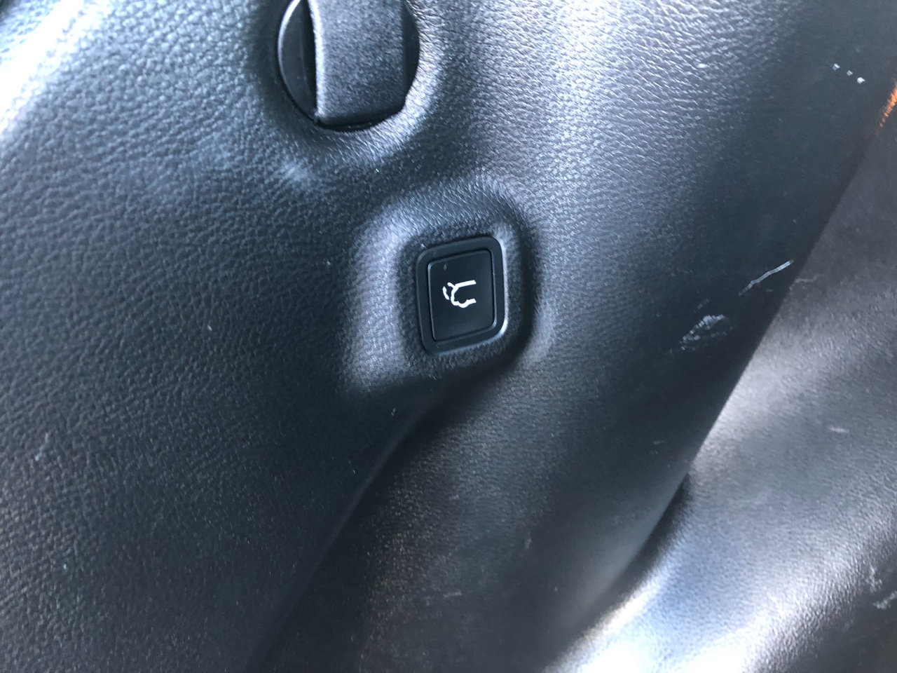 Used 2018 Jeep Compass Trailhawk w/ Leather Interior Group image 30