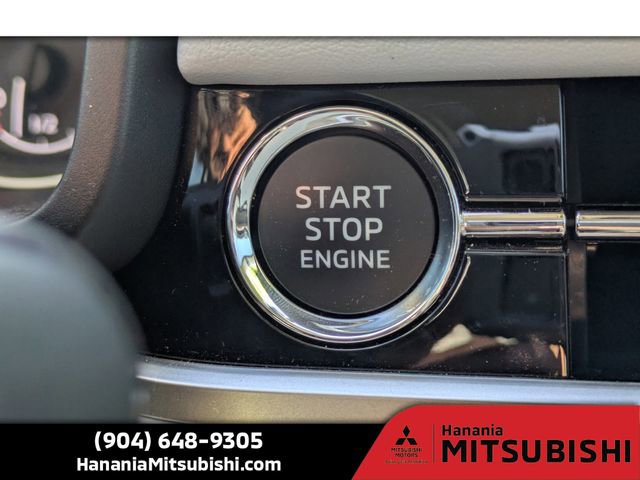 Used 2025 Mitsubishi Outlander SE image 33
