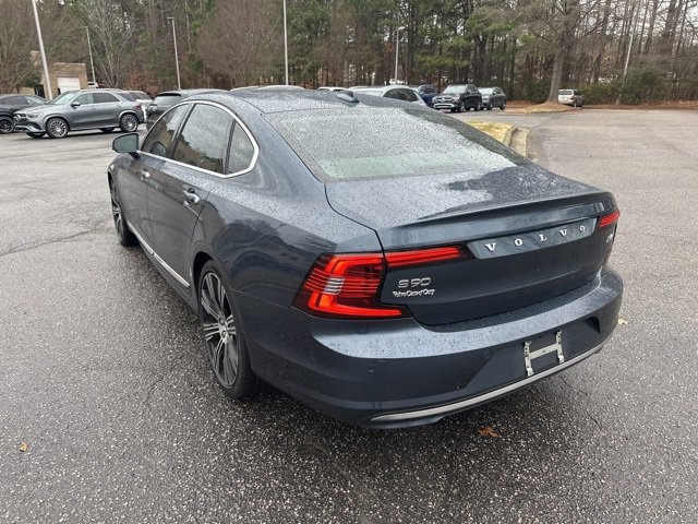 Used 2022 Volvo S90 B6 Inscription image 7