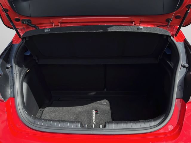 Used 2020 Hyundai Veloster N w/ Performance Package FWD image 9