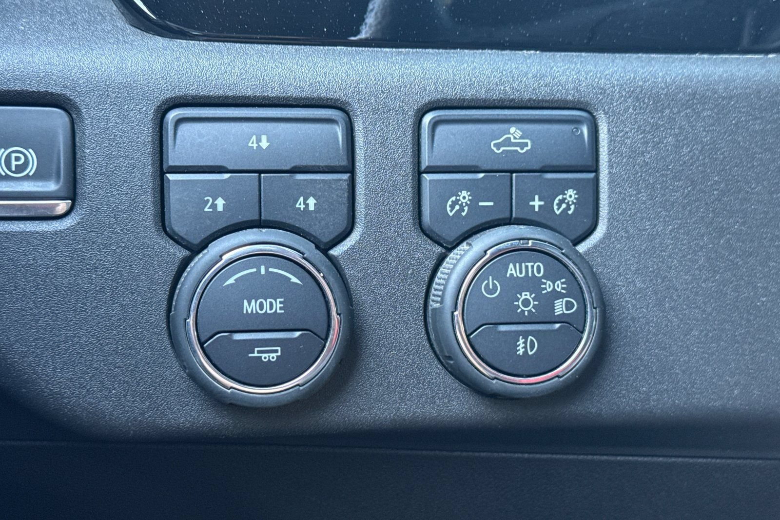 Used 2025 Chevrolet Silverado 3500 LT w/ Convenience Package AWD/4WD image 28