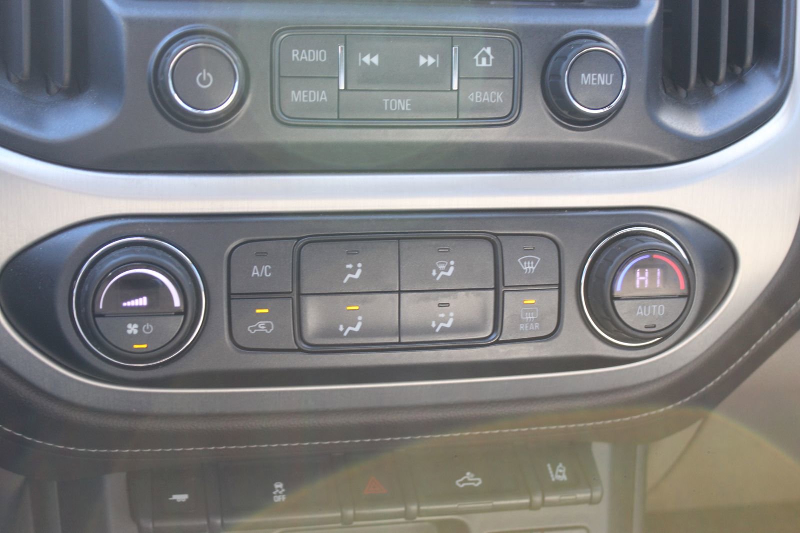 Used 2017 GMC Canyon SLT w/ Driver Alert Package image 29