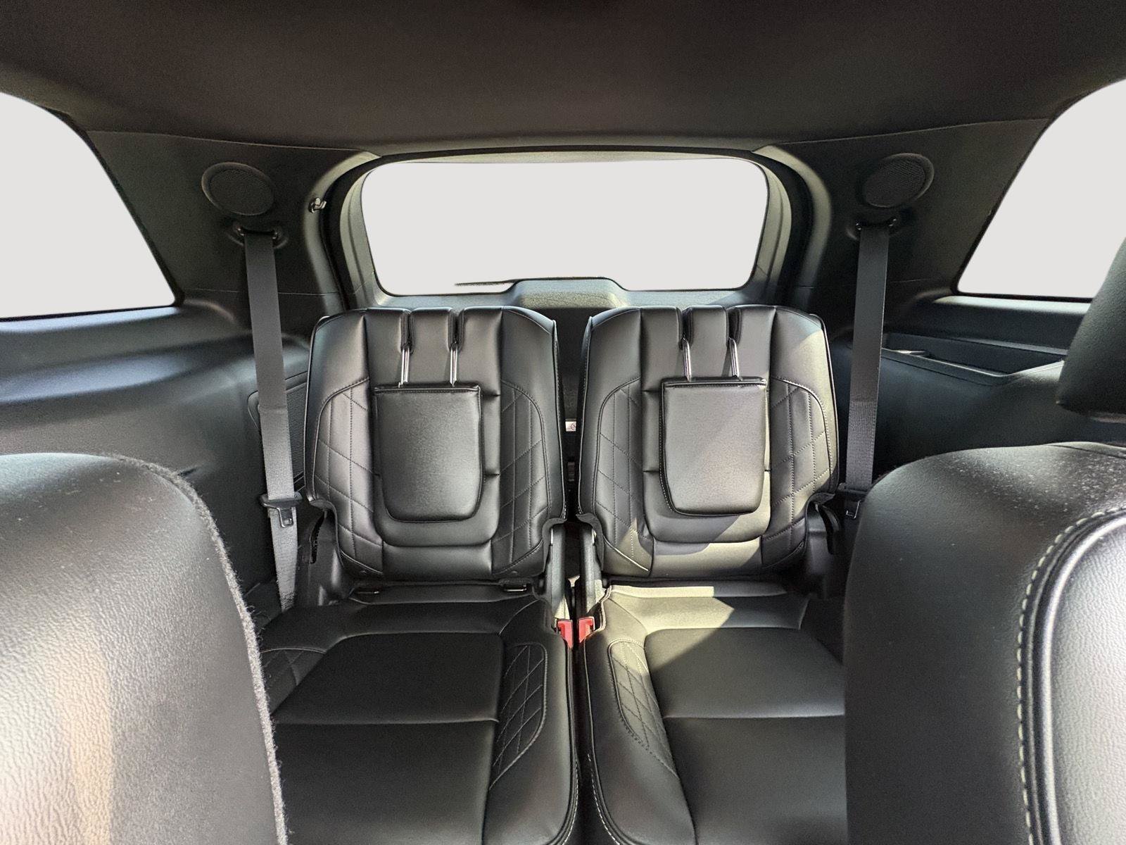 Used 2018 Ford Explorer Platinum AWD/4WD image 24