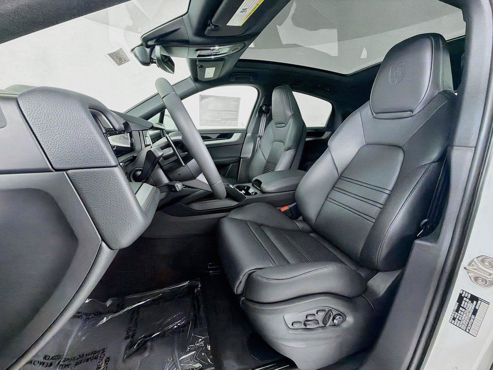 New 2026 Porsche Cayenne S AWD/4WD image 5
