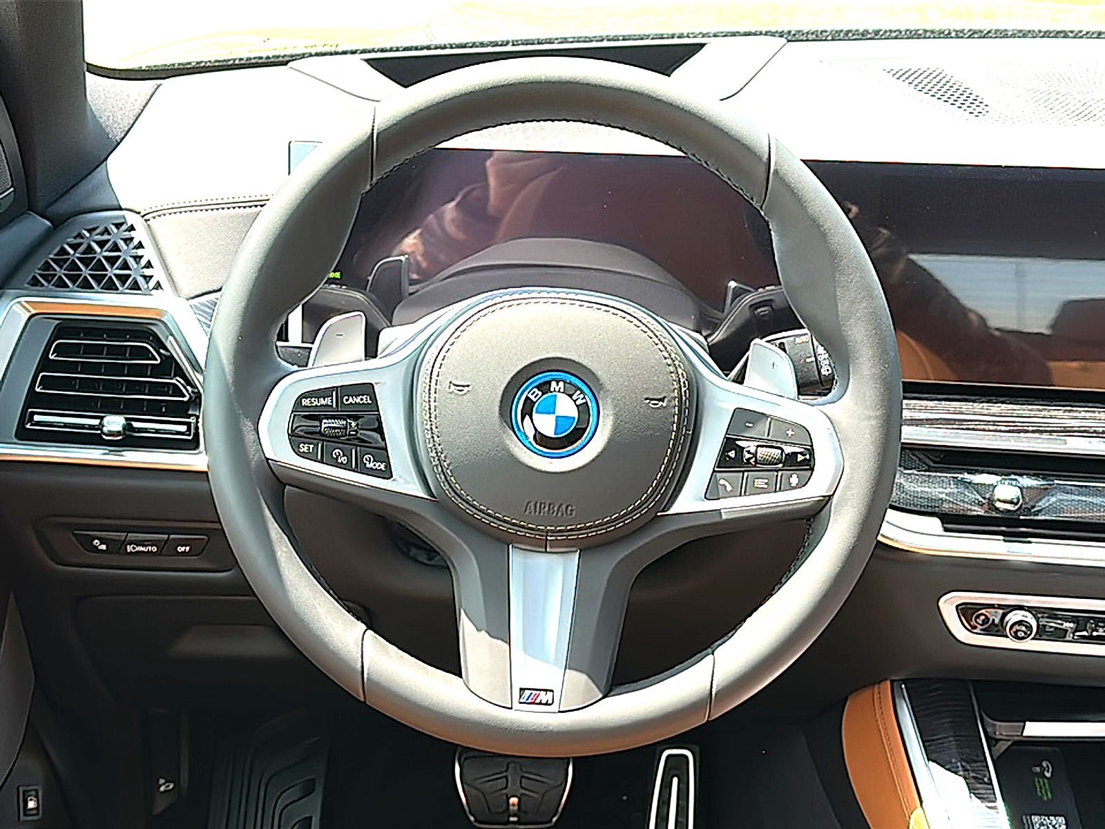 New 2026 BMW X5 xDrive50e w/ M Sport Package AWD/4WD image 19