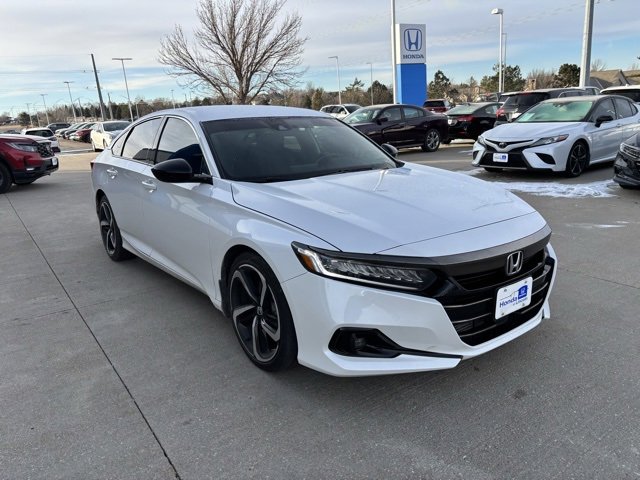 Used 2022 Honda Accord Sport image 3