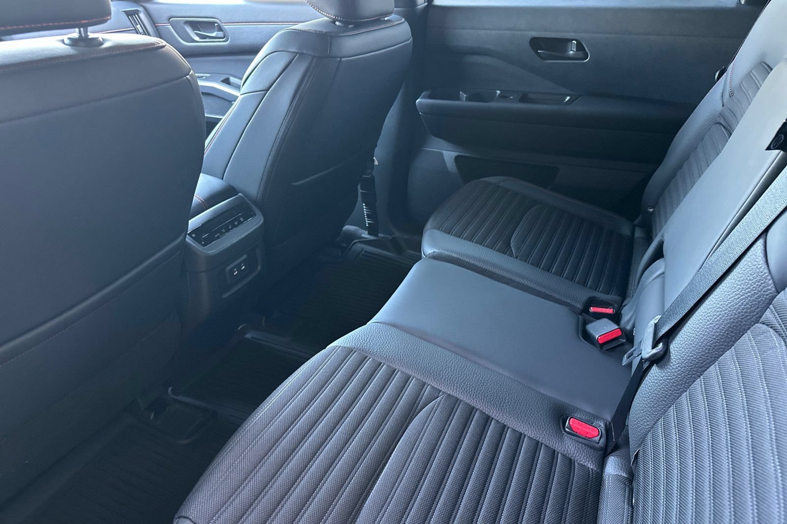 New 2026 Nissan Pathfinder Rock Creek AWD/4WD image 14