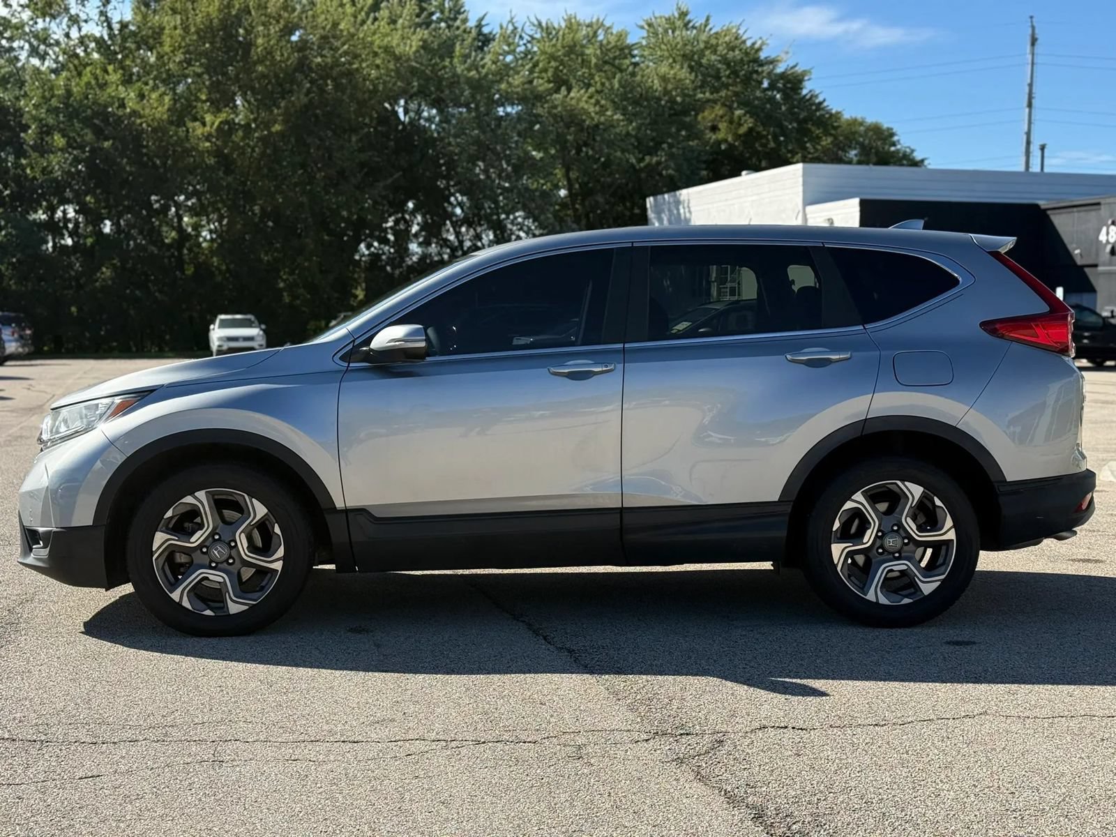 Used 2019 Honda CR-V EX image 4