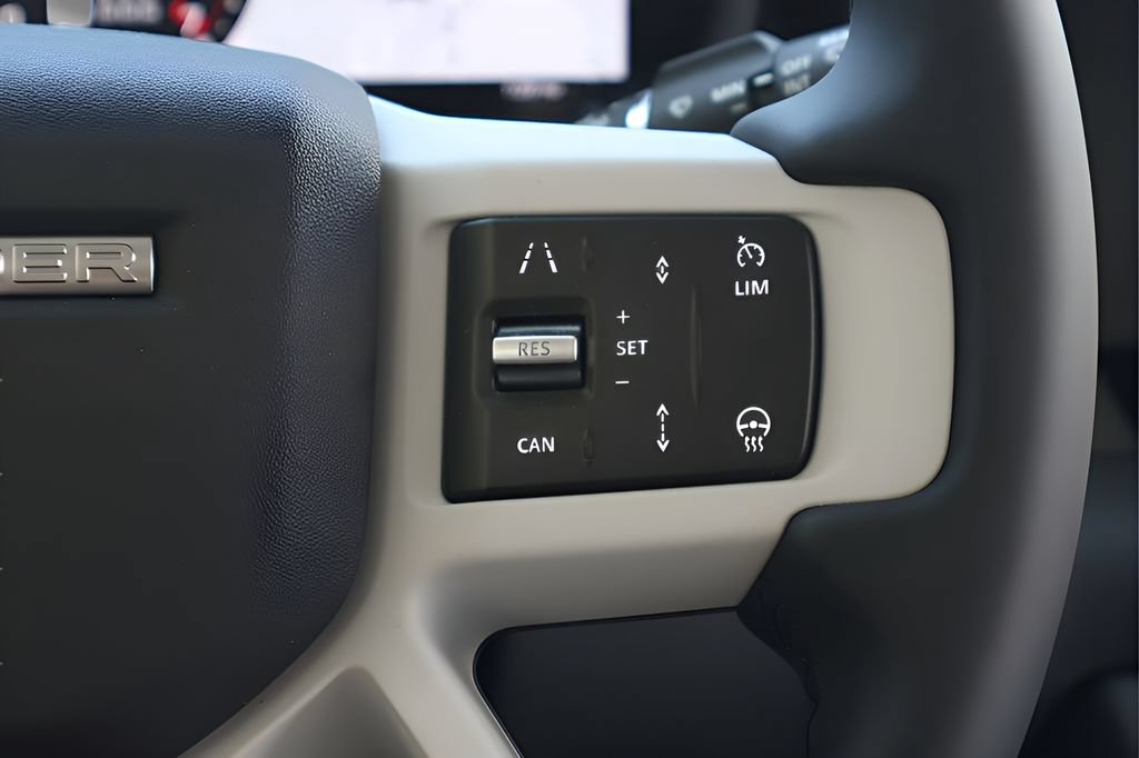 New 2026 Land Rover Defender 110 X-Dynamic SE AWD/4WD image 21