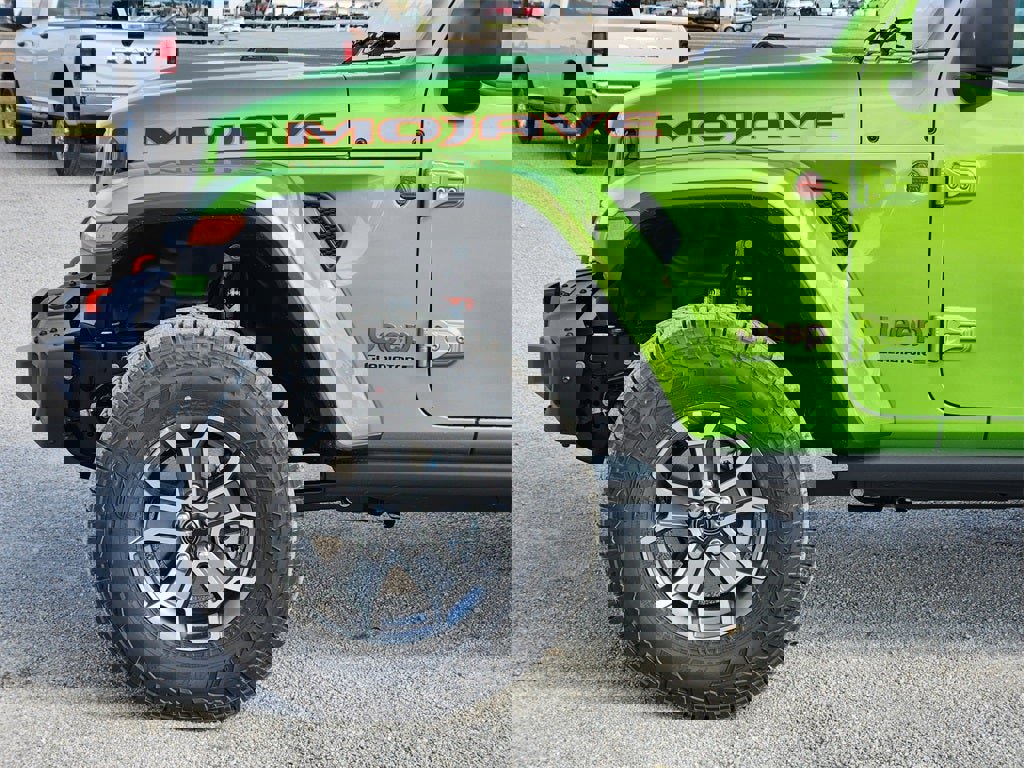 New 2025 Jeep Gladiator Mojave image 5