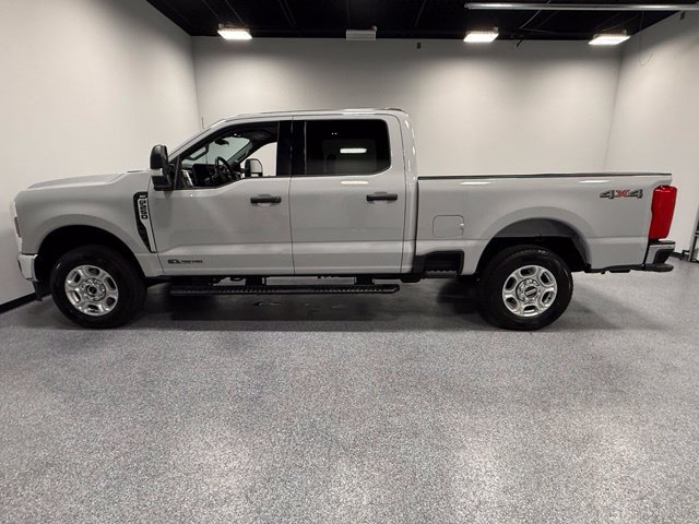 Certified 2026 Ford F250 XLT AWD/4WD image 9