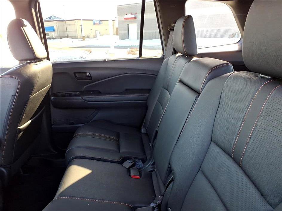 Used 2022 Honda Passport TrailSport image 21