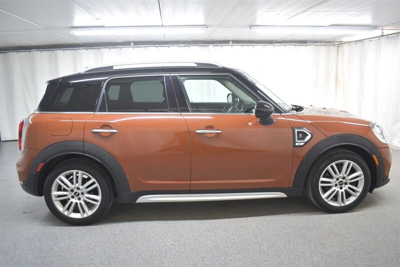 Used 2017 MINI Cooper Countryman S FWD image 8