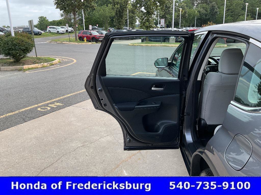 Used 2016 Honda CR-V LX image 16