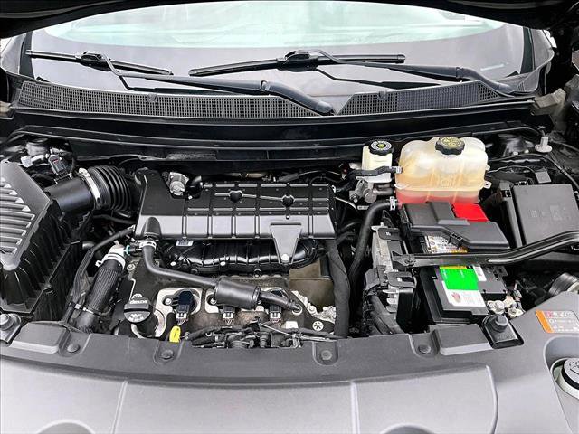 Used 2021 Chevrolet Traverse RS FWD image 11