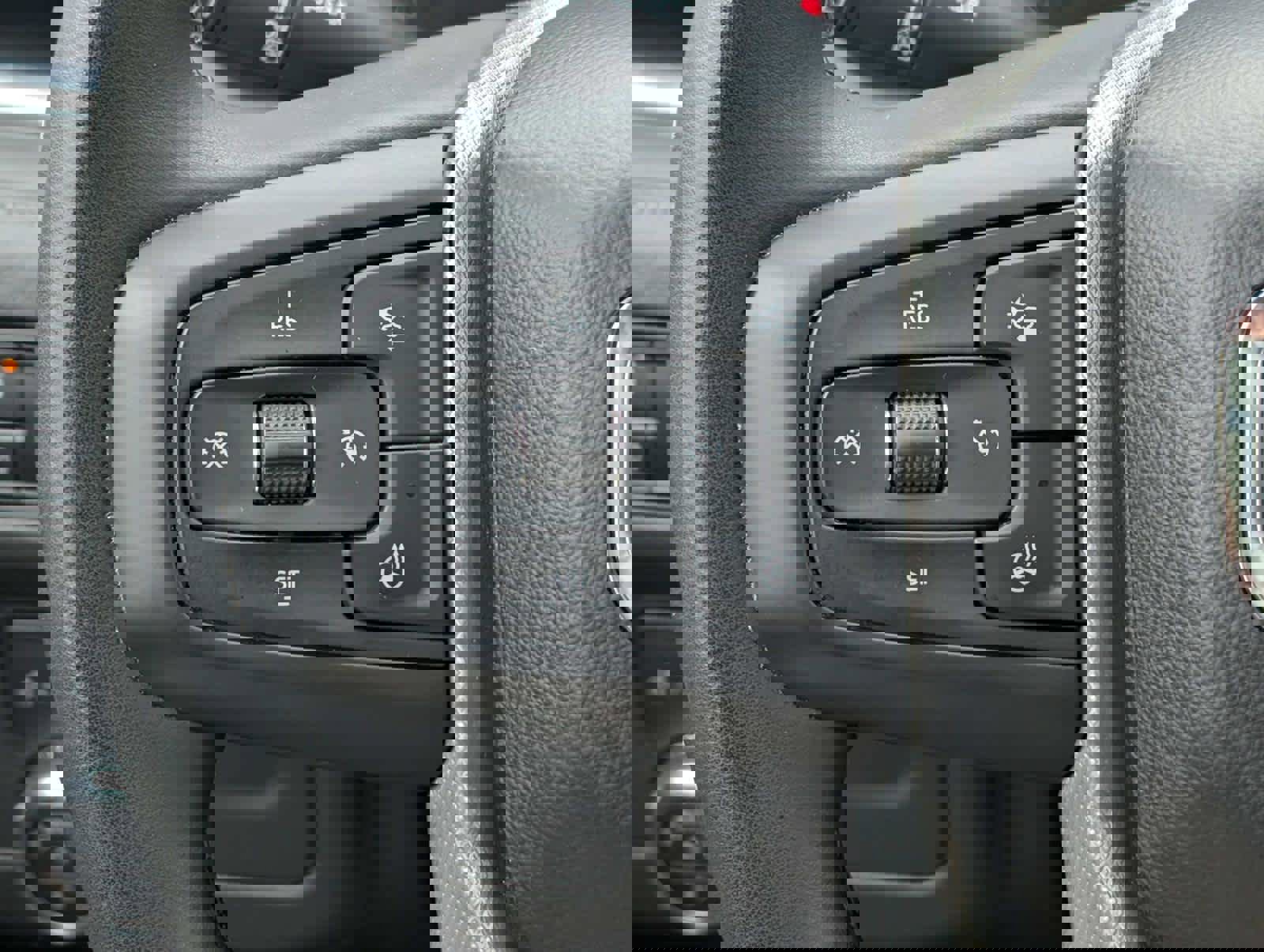 Certified 2023 GMC Yukon XL Denali image 26