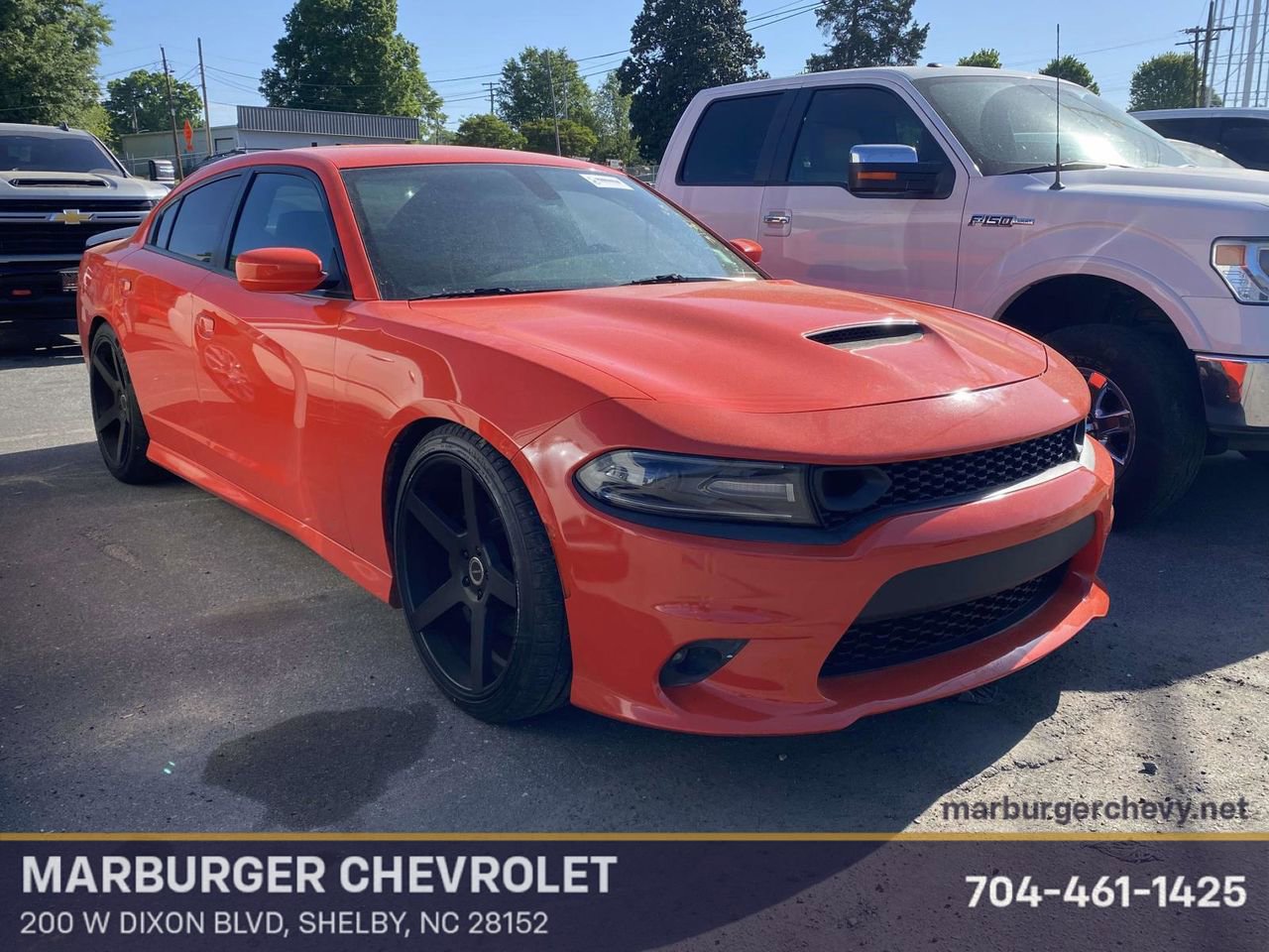 Used 2019 Dodge Charger Scat Pack RWD image 1