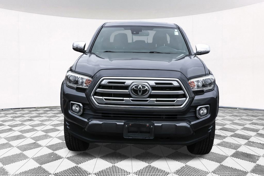 Used 2019 Toyota Tacoma Limited image 12