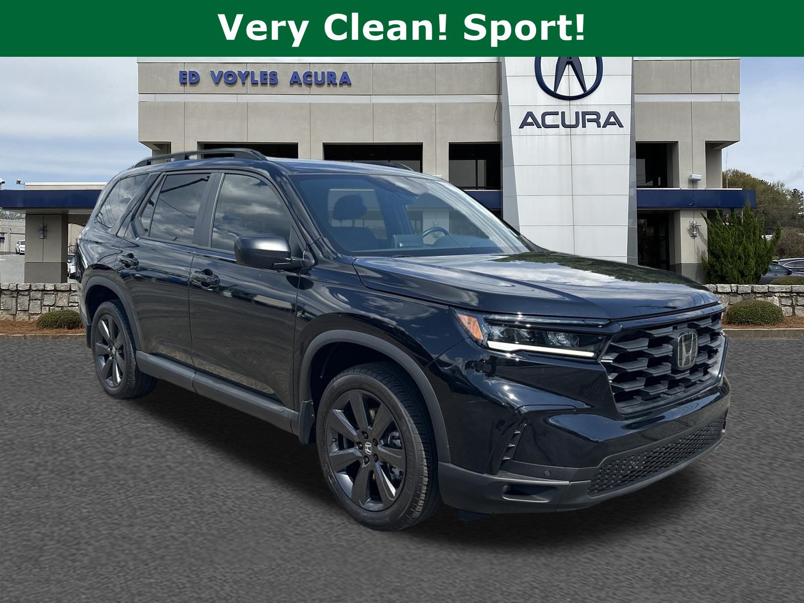 Used 2025 Honda Pilot Sport image 3