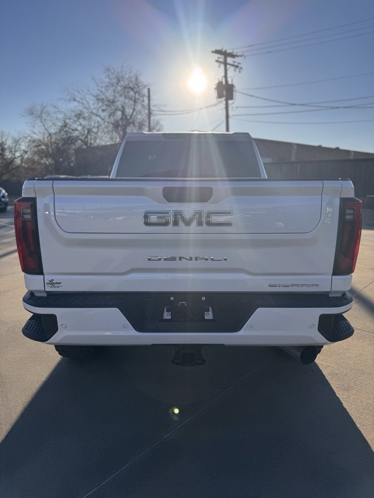 Used 2024 GMC Sierra 2500 Denali Ultimate image 7