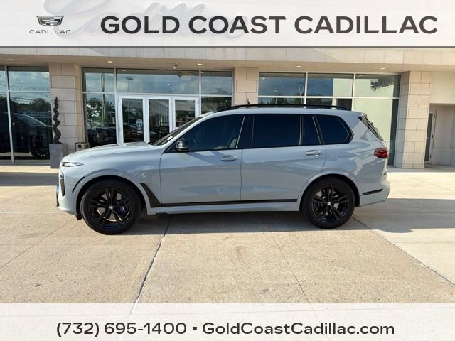 Used 2025 BMW X7 M60i AWD/4WD image 2