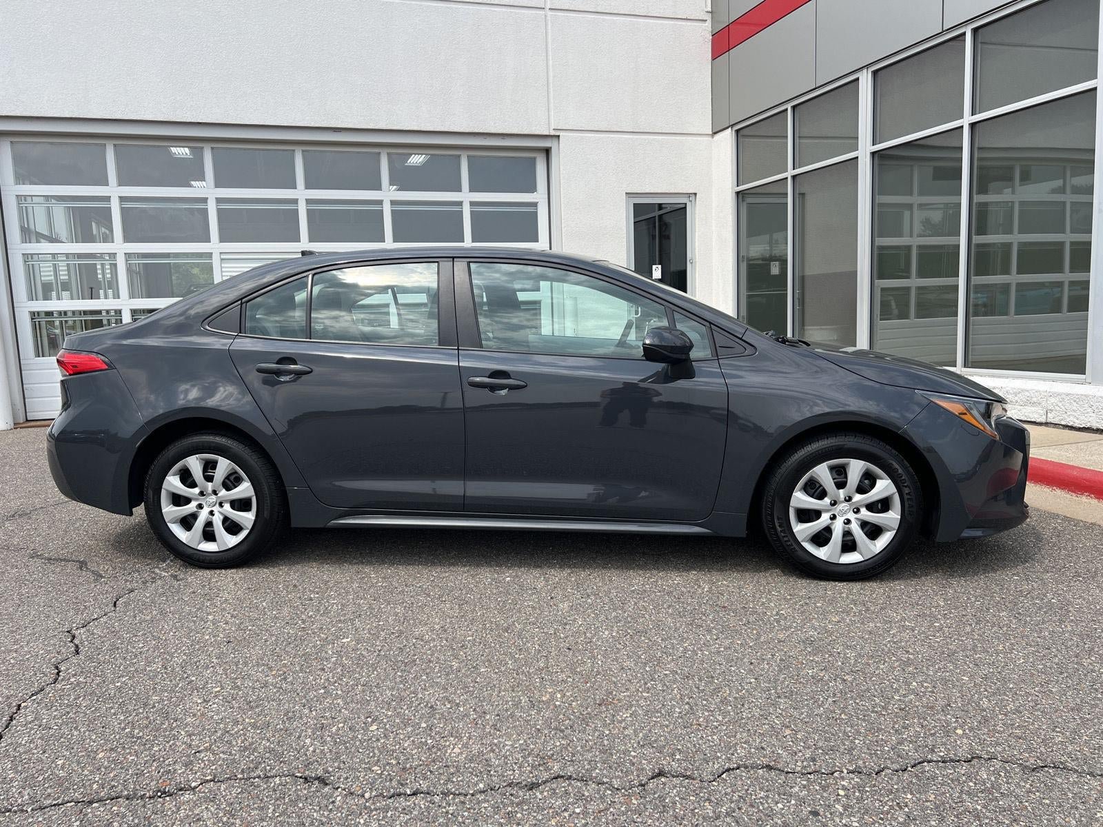 Used 2024 Toyota Corolla LE FWD image 6