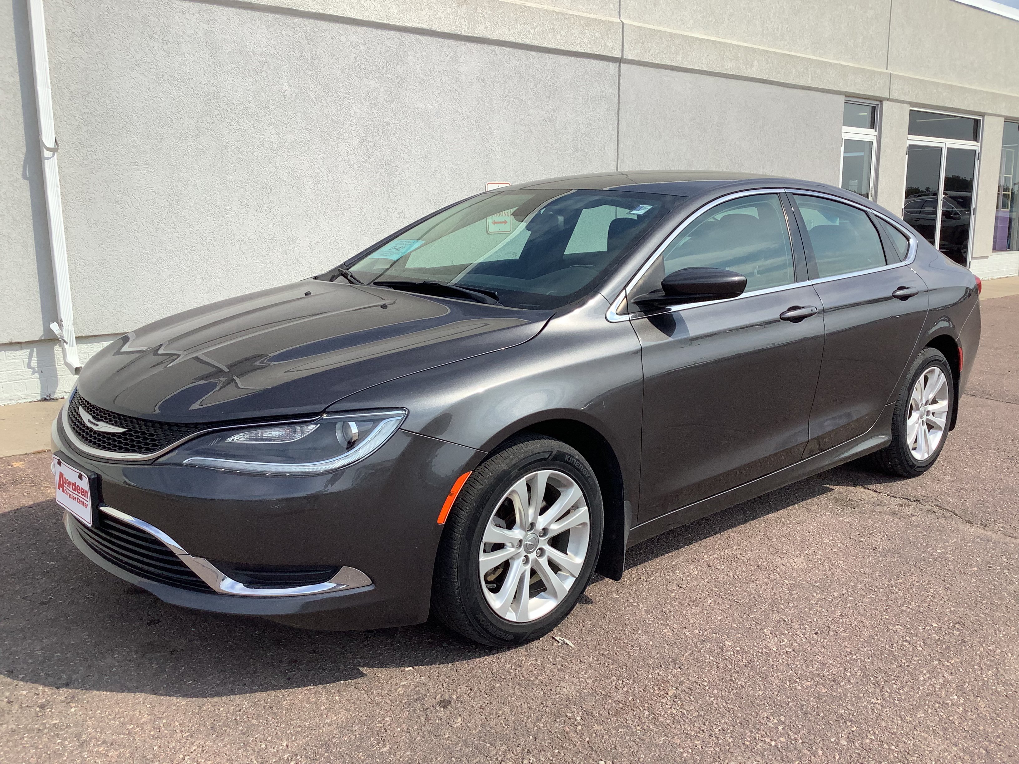 Used 2015 Chrysler 200 Limited w/ Convenience Group FWD image 17