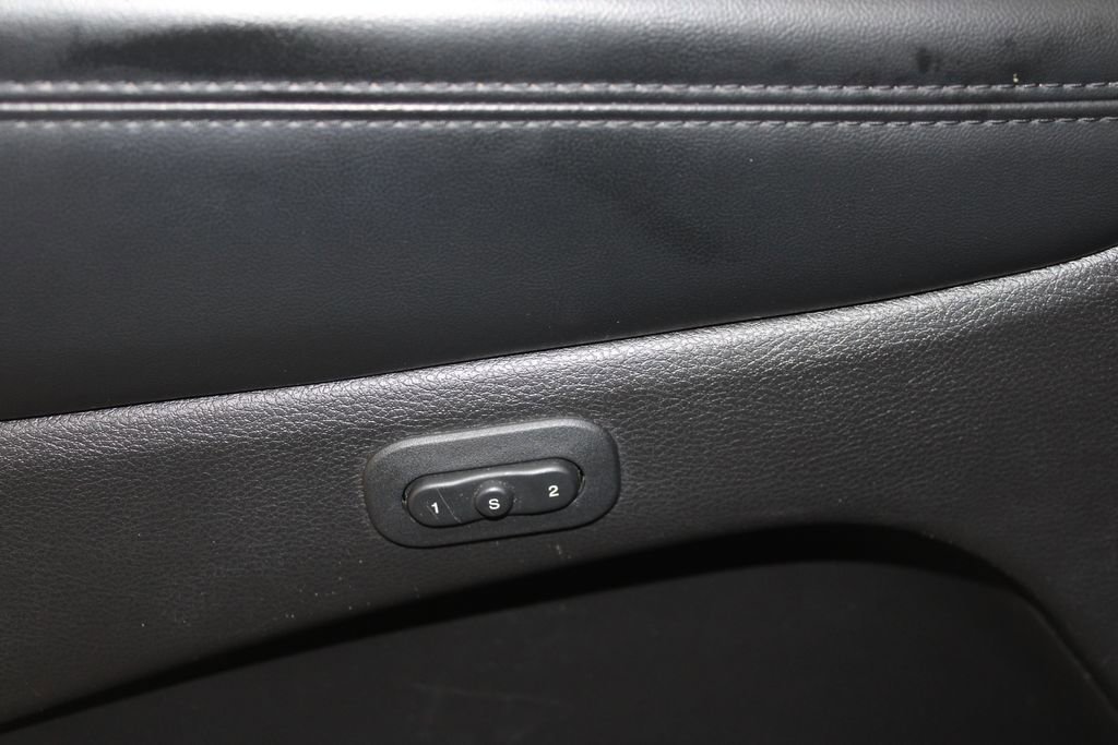 Used 2021 Jeep Grand Cherokee Limited w/ Trailer Tow Group IV image 41