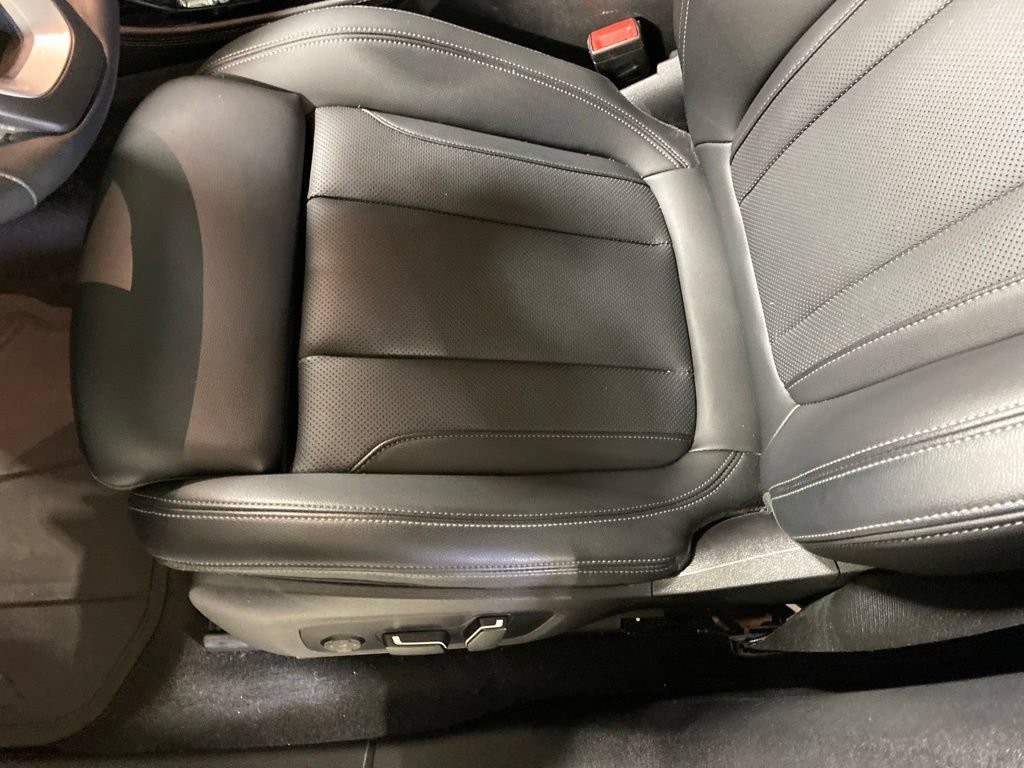 Used 2024 BMW X4 xDrive30i w/ Parking Assistance Package AWD/4WD image 10
