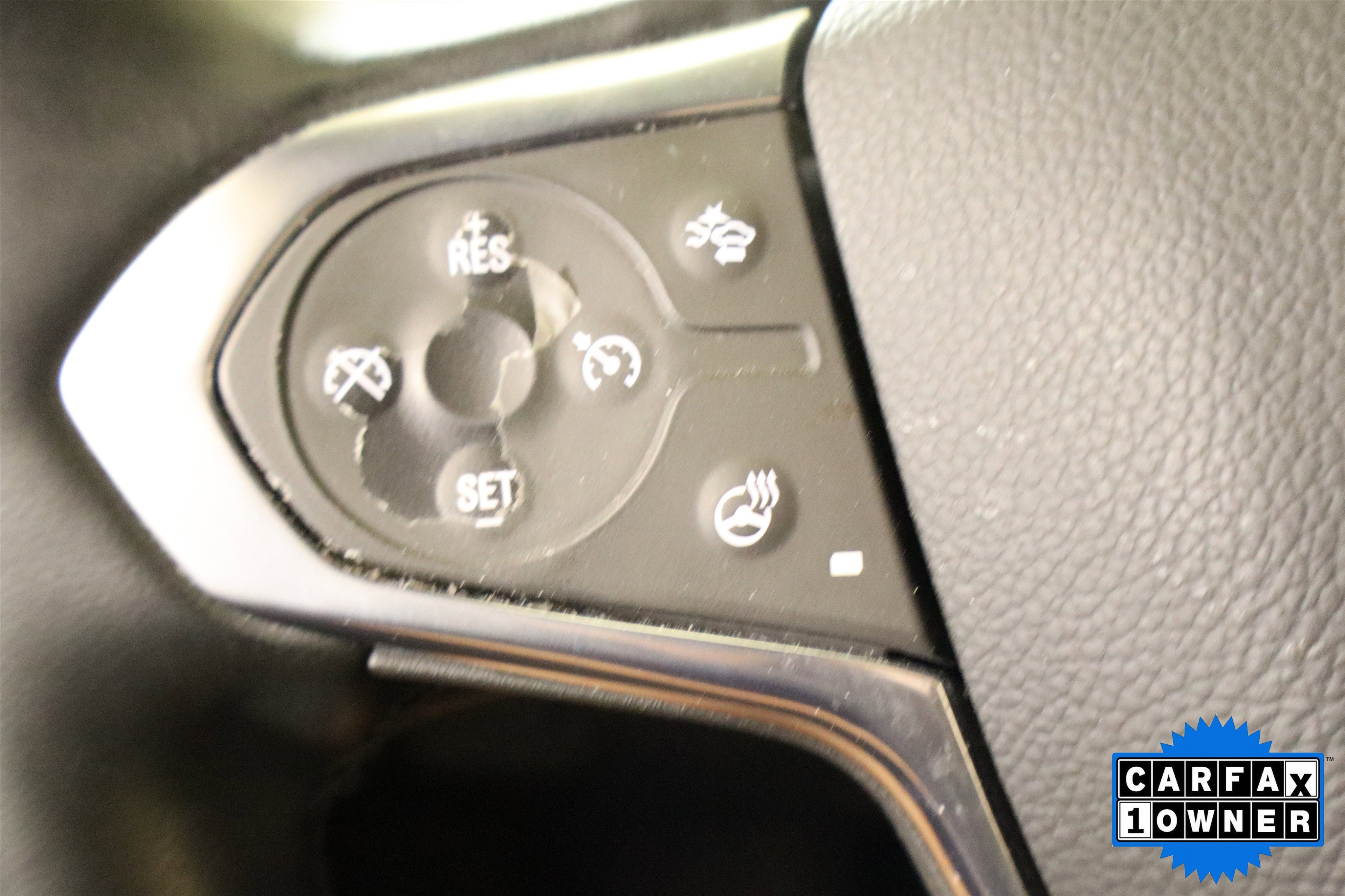 Used 2023 Chevrolet Traverse LT FWD image 29