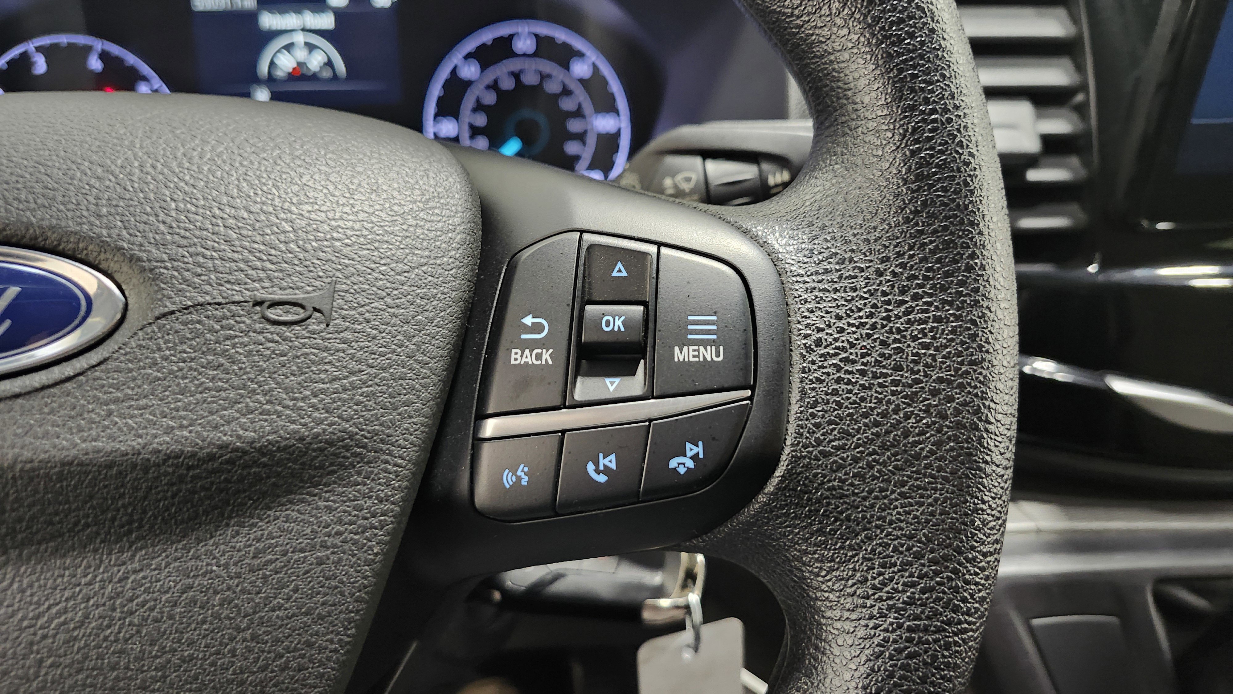 Used 2023 Ford Transit 350 XLT image 35