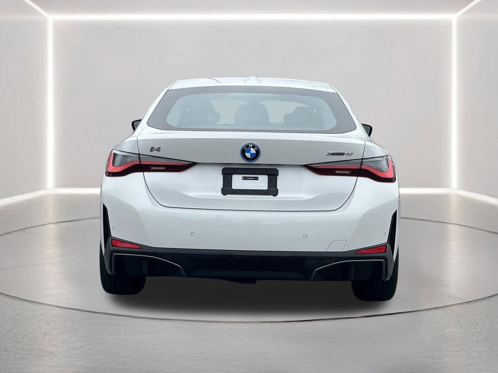 Used 2025 BMW i4 xDrive40i image 27