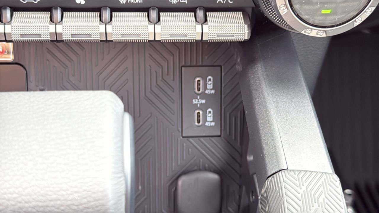 New 2025 Toyota Tacoma TRD Off-Road image 20