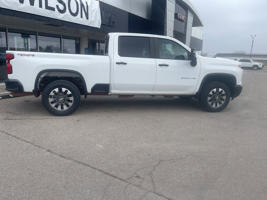 Used 2024 Chevrolet Silverado 2500 Custom w/ Custom Value Package image 8