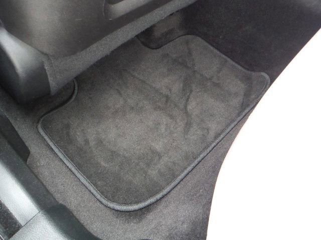 Certified 2018 Chrysler 300 Touring L image 36